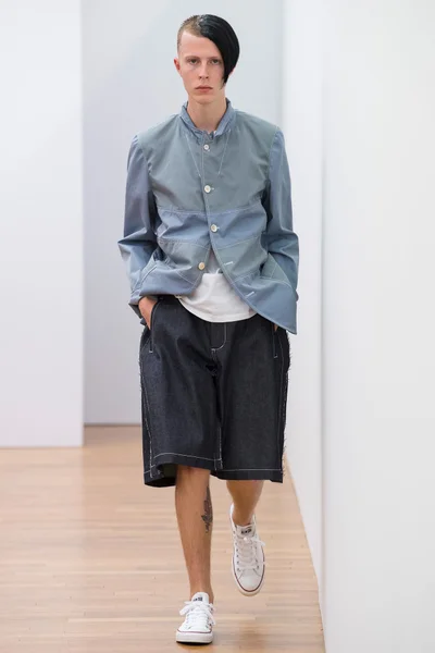 Look 34